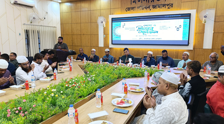 জামালপুর জেলা প্রেসক্লাবের উদ্যোগে দোয়া ও ইফতার