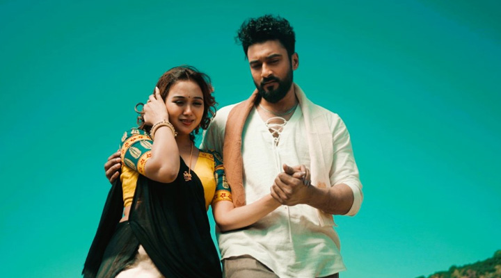 ‘প্রেমের গল্প’রোশান-চমক জুটির