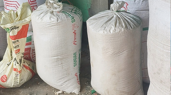 পাইকেরছড়ায় ভিজিএফ চাউল বিতরণে অনিয়মের অভিযোগ
