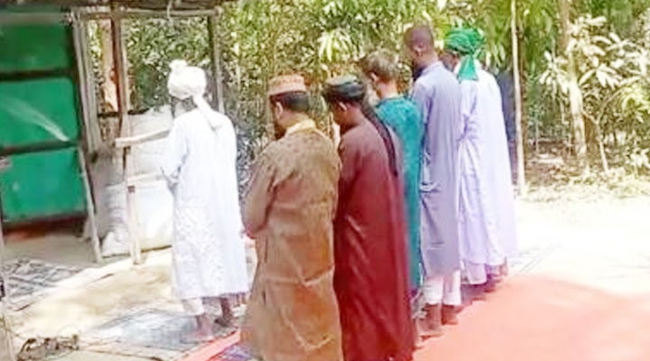 এবার সৌদির আগেই চাঁদপুরে ঈদ উদযাপন করলেন সাত জন