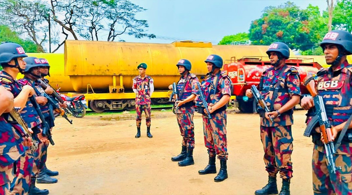 মৌলভীবাজারে তেল ডিপোতে বিজিবি মোতায়েন, নিরাপত্তা জোরদার