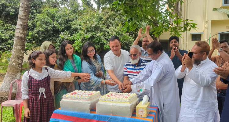 শেরপুরের ঝিনাইগাতীতে ধর্মীয় ভাবগাম্ভীর্যে ‘ইস্টার সানডে’ উদযাপন