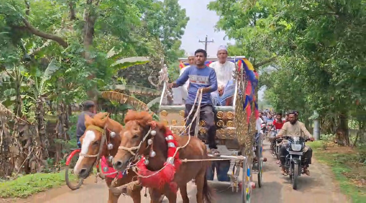 শিক্ষকের প্রতি শিক্ষার্থীদের ভালোবাসা, ঘোড়ার গাড়িতে পথ পারি
