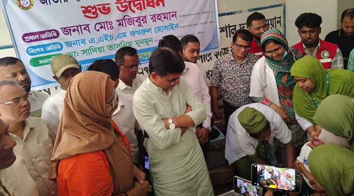 কালিয়াকৈরে হাম-রুবেলা টিকাদান ক্যাম্পেইন