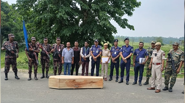 বাংলাদেশি যুবকের মরদেহ হস্তান্তর করল বিএসএফ