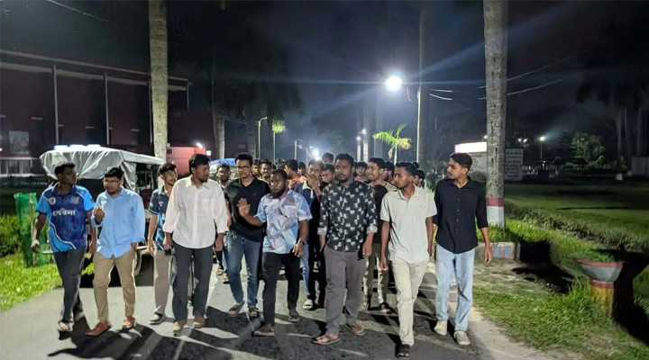 চট্টগ্রাম সিটি কলেজে ছাত্রশিবিরের হামলার বিরুদ্ধে জোরালো কণ্ঠ বাকৃবি ছাত্রদলের
