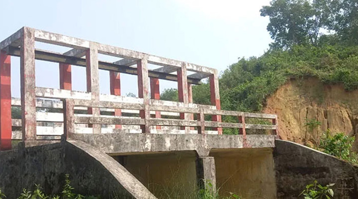 বন্ধ স্লুইসগেট, রাজনগরের তিন কোটি টাকার প্রকল্পে নেই সুফল