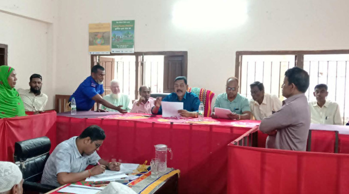 মান্দায় গ্রাম আদালতে, ভোগান্তি কমছে