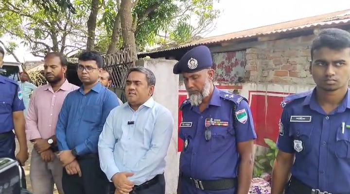 আলমডাঙ্গায় ভোক্তা অধিকারের অভিযান,  জরিমানা