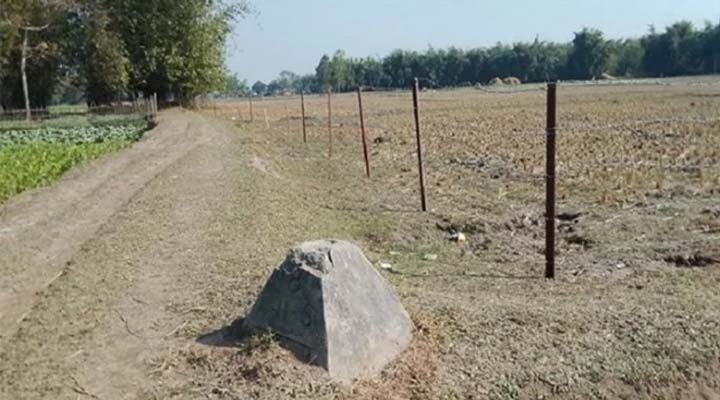 বাংলাদেশ সীমান্তে কাঁটাতারের জন্য ‍‍`জমি‍‍` দেবে বিজেপি