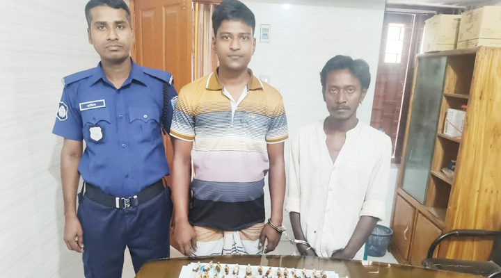 আত্রাইয়ে হেরোইন ও অ্যাম্পুলসহ ২জন মাদক কারবারি গ্রেফতার