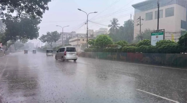 ঢাকায় ২৪ মিলিমিটার বৃষ্টিপাত রেকর্ড