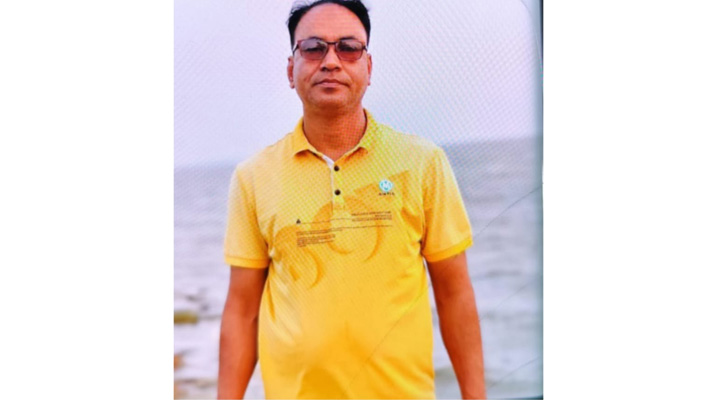 লক্ষ্মীপুরে আ. লীগ নেতাসহ গানের আড্ডা, পুলিশ কর্মকর্তা ক্লোজ