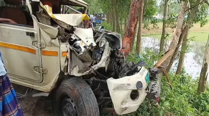 গাইবান্ধায় পিকআপ-অটোরিকশার মুখোমুখি সংঘর্ষে অটোচালকসহ নিহত ২