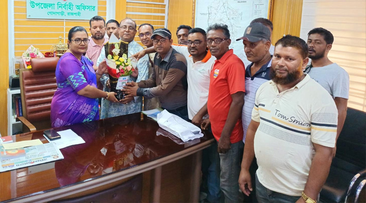 গোদাগাড়ীতে নবাগত ইউএনওর সাথে উপজেলা যুবদলের সৌজন্য সাক্ষাৎ