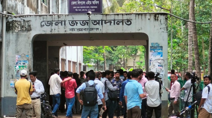 কক্সবাজার আদালতে গোলাগুলি, গুলিবিদ্ধ ২