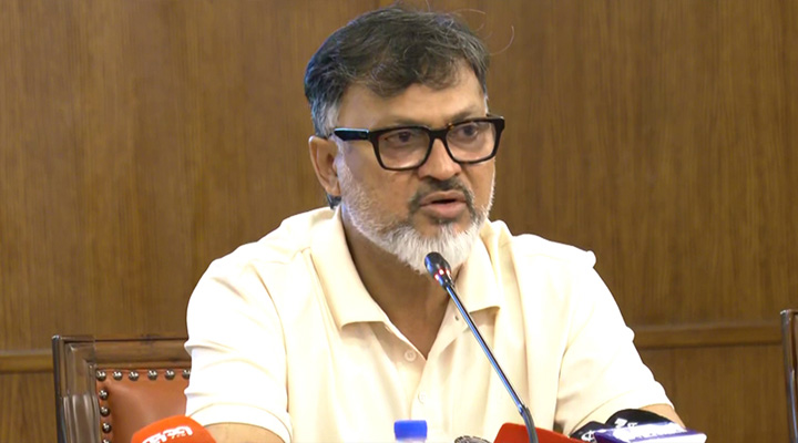 ১২ ঘণ্টার আগেই কোরবানির বর্জ্য অপসারণ: ডিএনসিসি প্রশাসক
