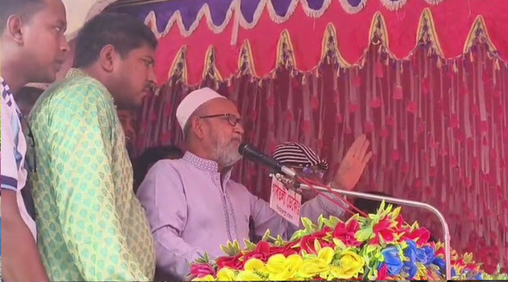 ‘দেশের ক্রান্তিলগ্নে হাল ধরেছিলেন জিয়াউর রহমান’