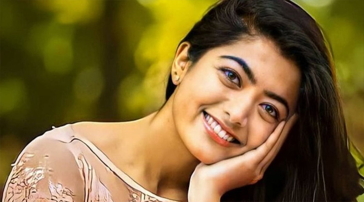 এক লাফে ৭ গুণ পারিশ্রমিক রাশমিকার