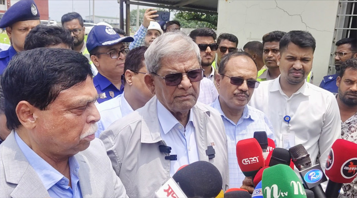 রূপগঞ্জে গন্ধর্বপুর পানি শোধনাগার পরিদর্শনে মির্জা ফখরুল