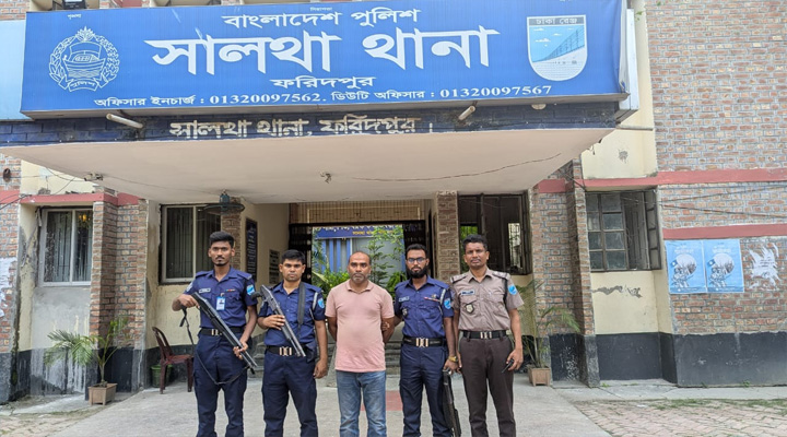 যুবলীগ সভাপতি ও সোনাপুর ইউপি চেয়ারম্যান বাবু মোল্যা গ্রেপ্তার