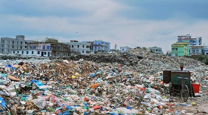 ময়লার গন্ধে অতিষ্ঠ স্বর্ণখোলাবাসী
