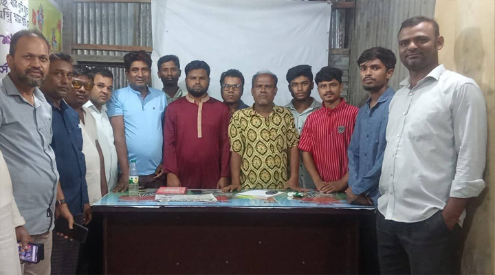 ‍‍`উলিপুর রিপোর্টার্স ইউনিটি‍‍`এর নতুন কমিটির দায়িত্বভার গ্রহণ