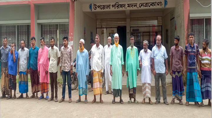 মদনে বন্যায় ক্ষতিগ্রস্ত কৃষকদের ভর্তুকি না পাওয়ার অভিযোগে