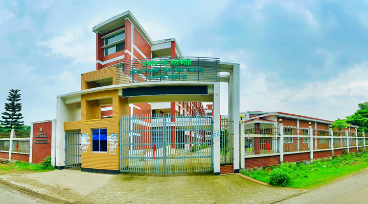 মাদারগঞ্জে পরীক্ষায় মোবাইল ফোন ব্যবহার করার চেষ্টা, শিক্ষার্থী বহিষ্কার