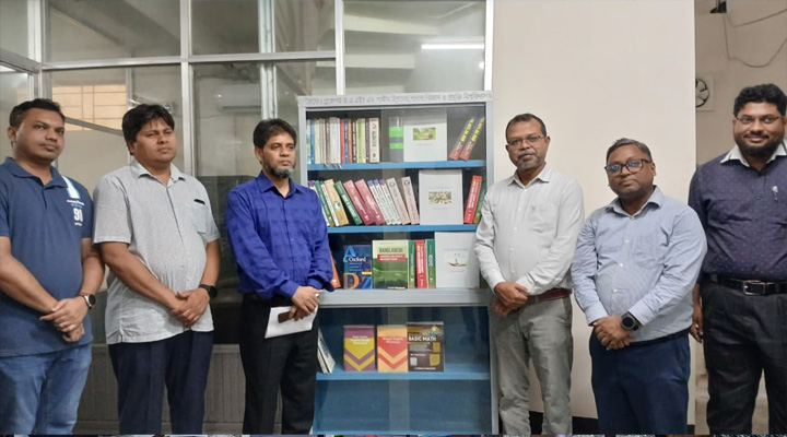 পাবিপ্রবিতে উপাচার্যের নিজস্ব অর্থায়নে ‘ক্যারিয়ার কর্নার’ উদ্বোধন