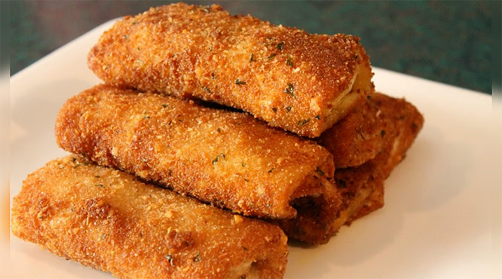 ব্রেড চিকেন রোল তৈরির রেসিপি