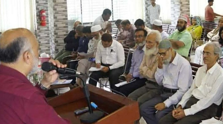 শিক্ষার্থীদের পুষ্টি নিরাপত্তা নিশ্চিতে খামারের সক্ষমতা বাড়াতে হবে