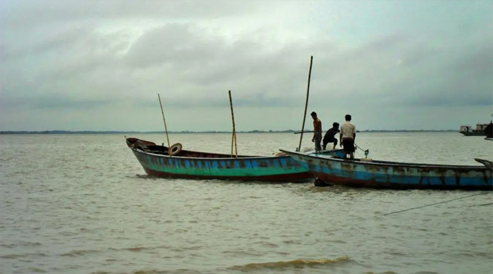 পদ্মার হাওয়া, ইলিশের স্বাদ-একদিনের সেরা গন্তব্য মাওয়া