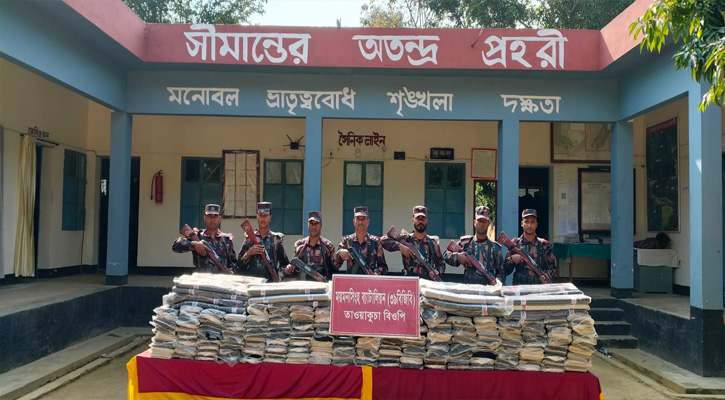 অর্ধকোটি ভারতীয় চোরাচালানী পণ্য ও মাদক জব্দ