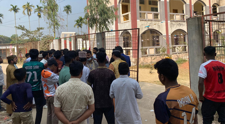 আনোয়ারায়  দুই প্রার্থীর সমর্থকদের মধ্যে ধাওয়া-পাল্টা ধাওয়া, আহত ৬