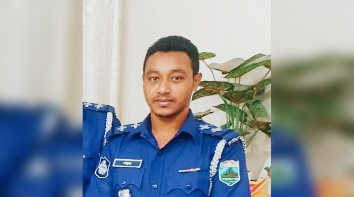 ক্ষেতলাল থানা-এর এসআই প্রত্যাহার, কিশোরী উদ্ধারে টাকা আদায়ের অভিযোগ