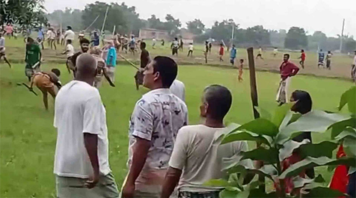 চাঁপাইনবাবগঞ্জে মাদক সংক্রান্ত সালিশে দুপক্ষের  সংঘর্ষে নিহত ১, আহত ১০
