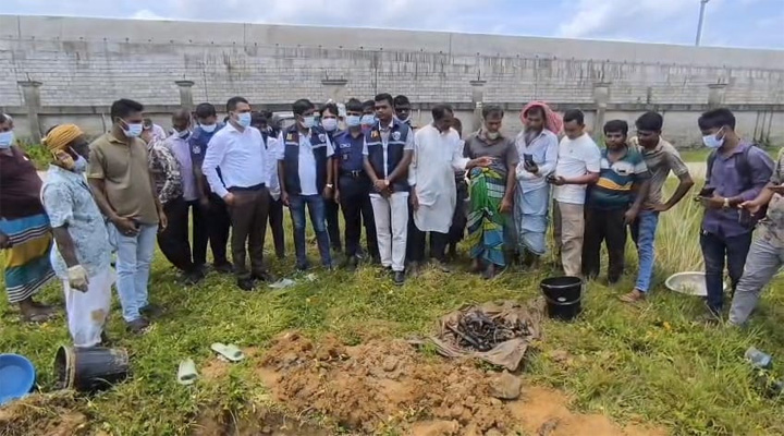 রূপগঞ্জে মৃত্যুর আড়াই বছর পর  লাশ উত্তোলন