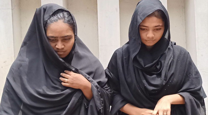 অটোরিকশা ছিনতাইয়ের চেষ্টা, দুই নারী গ্রেপ্তার