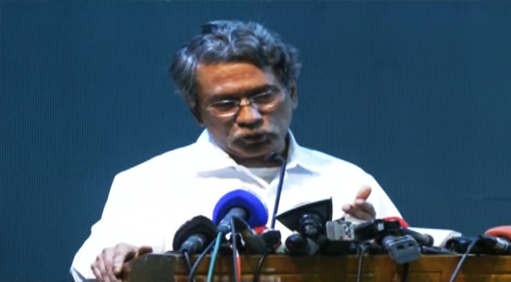 শেখ হাসিনা ক্ষমতায় টিকে গেলে ভোট দিতে পারতেন না: আলী রীয়াজ
