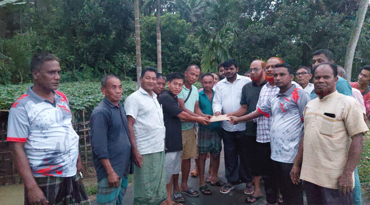 পাহাড়ধসে নিহত বৃদ্ধার পরিবারকে পার্বত্য প্রতিমন্ত্রীর সহায়তা