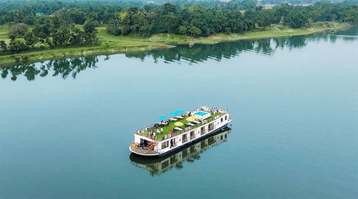 বর্ষায় টাঙ্গুয়ার হাওরে একদিন