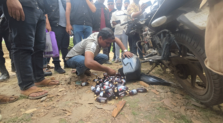 ডাসারে ফেনসিডিল উদ্ধার,গ্রেফতার ১