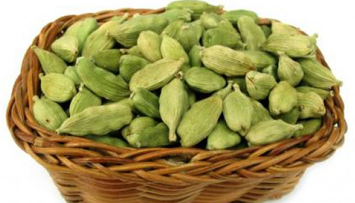 এলাচ খাবারের পরে খেলে যা হয়?