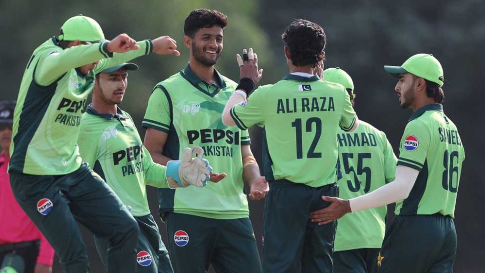 পাকিস্তানের কাছে পাত্তাই পেল না ভারত