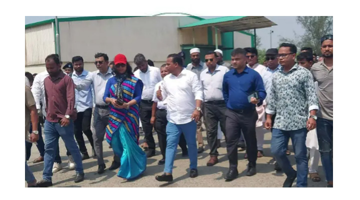 এক বছর বন্ধ থাকার পর পুনরায় চালু হল টেকনাফ স্থলবন্দর