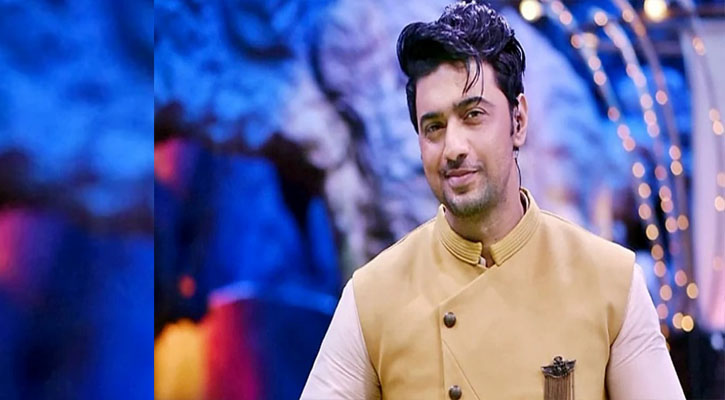 ঈশ্বরের কাছে প্রার্থনা করি, মানুষ যেন শান্তিতে থাকে: দেব