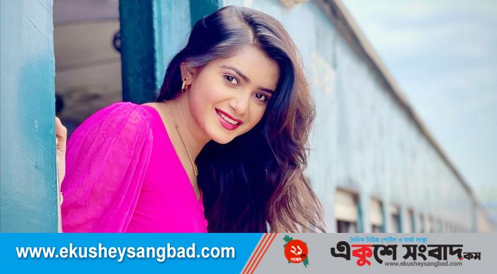 Arab ayolning porno suratlari Seksual Naruto kosplay